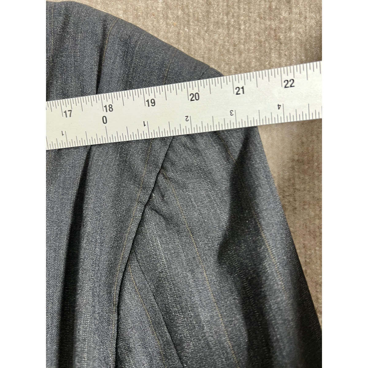 Savile Row Mens Gray Pinstripe 44R Two Button Blazer Business Career Jacket