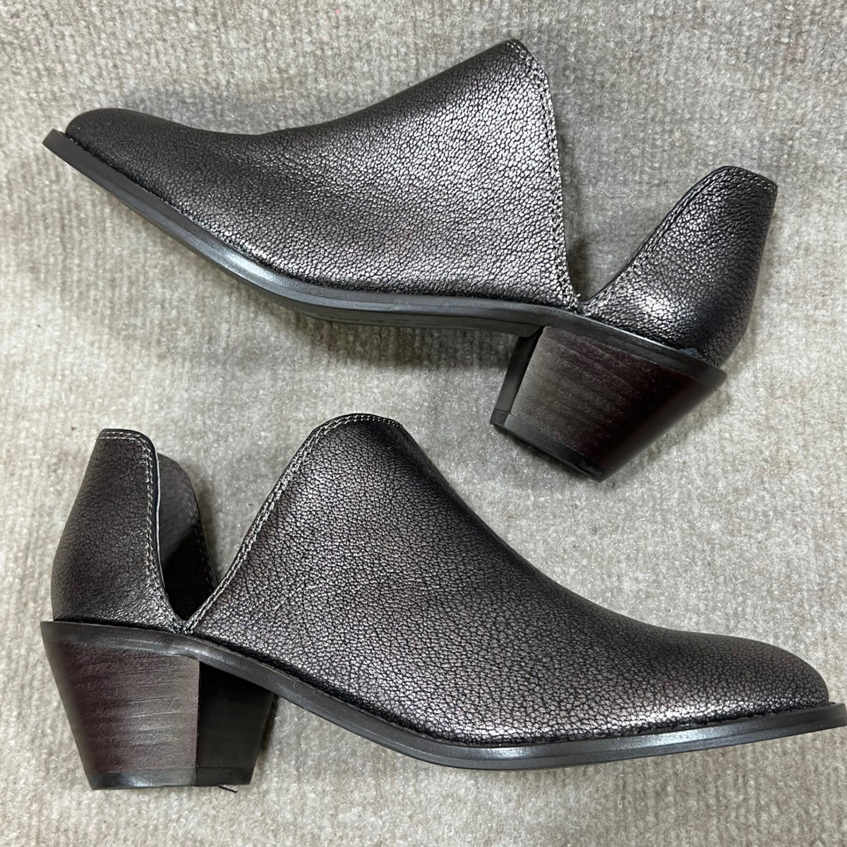Kelsi Dagger Brooklyn Metallic Leather Cutout Ankle Booties Block Heel Size 8
