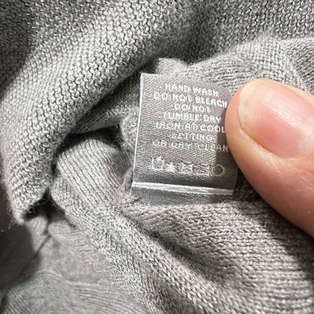 Neiman Marcus Mens Cashmere Silk Gray Stripe Crewneck Sweater Size M