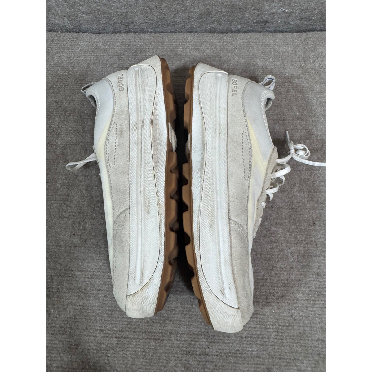 Sorel Out N About III Low Sneaker Womens 9.5 White Suede Casual Gorpcore