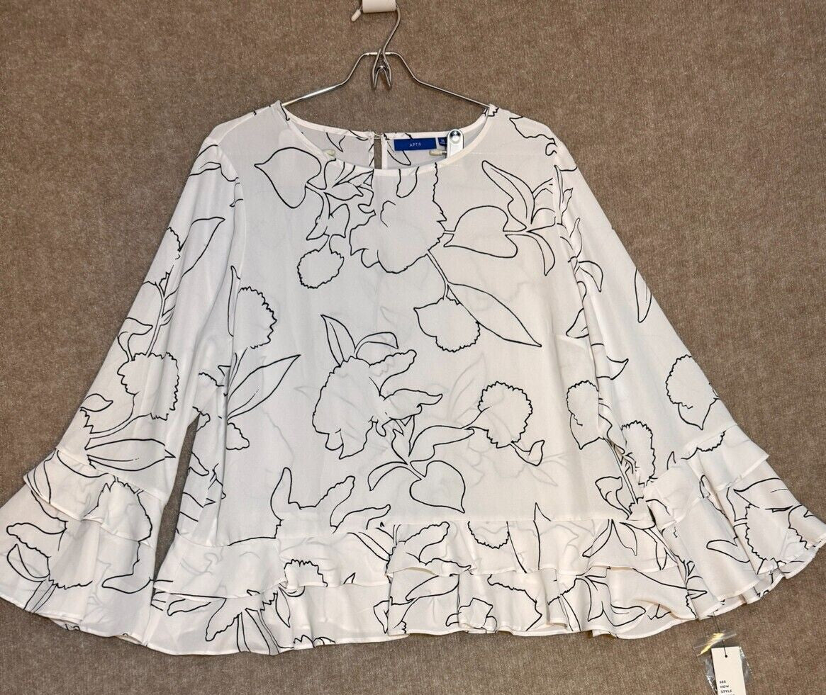 NWT Apt 9 Bell Sleeve Black and White Tunic Boho Minimalist Career