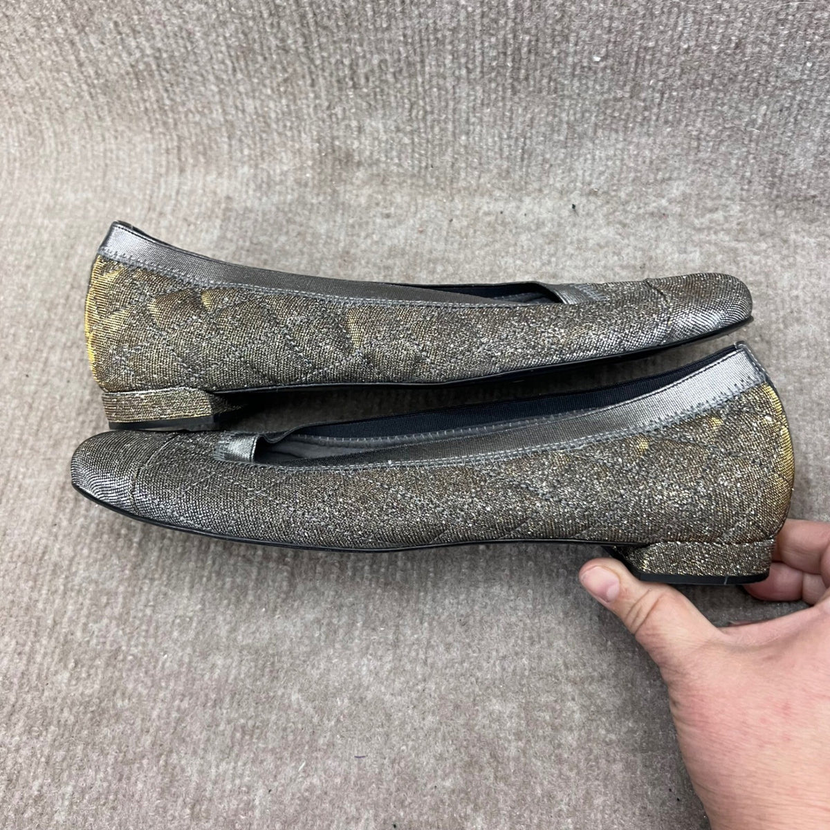Stuart Weitzman Flats Women 9 SS Silver Gold Metallic Quilted Shimmer Party