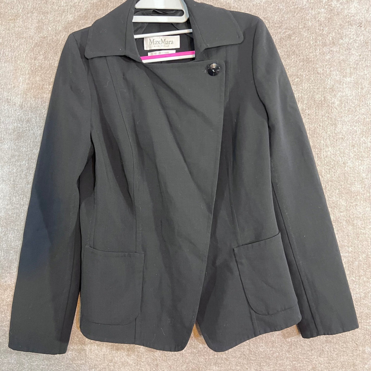 Max Mara Jacket Womens 8 Black Virgin Wool Hand Sewn Asymmetric Office Chic