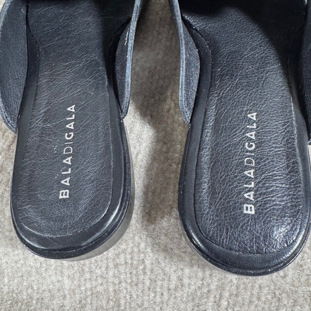 BALA DI GALA Black Leather Studded Handmade Mules Loafers Slip On Slides 7L
