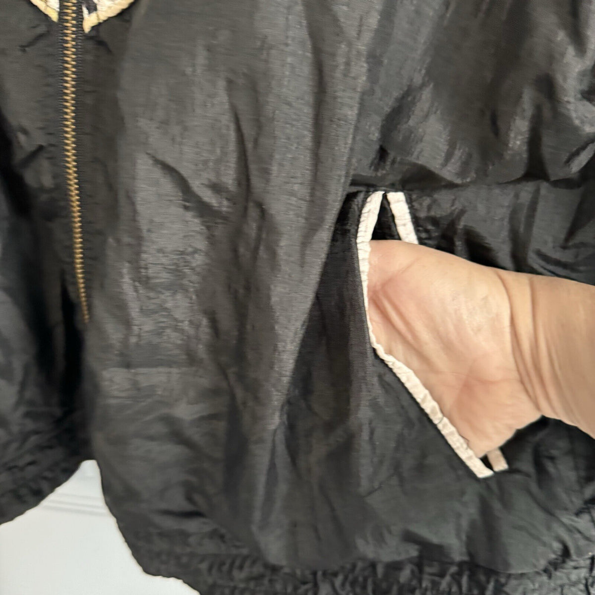 Vintage 90s Active Frontier Women's Large Windbreaker | Key & Chain Print